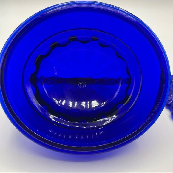 Vintage Westmoreland Ring and Petal Cobalt Glass Butter Dish - Picture 7 of 7